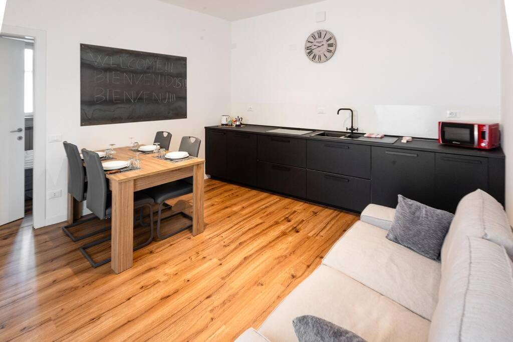 ברגמו Gewiss Stadium Luxury Apartment With Terrace מראה חיצוני תמונה